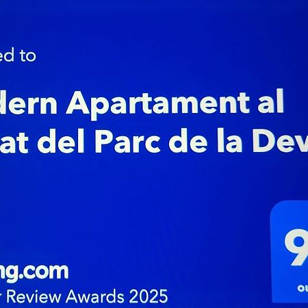 Modern Apartament Al Costat Del Parc De La Devesa Girona Luaran gambar