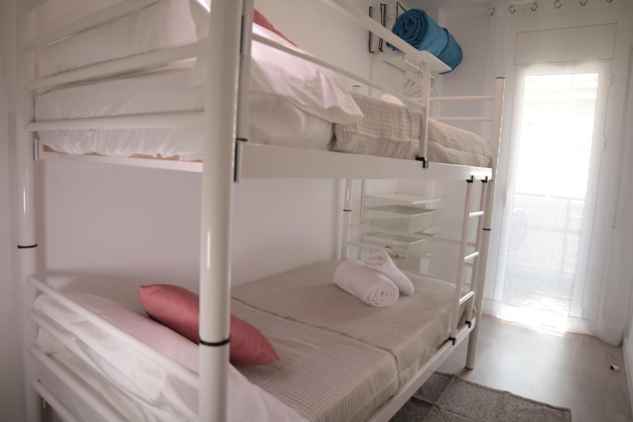 Modern Apartament Al Costat Del Parc De La Devesa Girona Luaran gambar