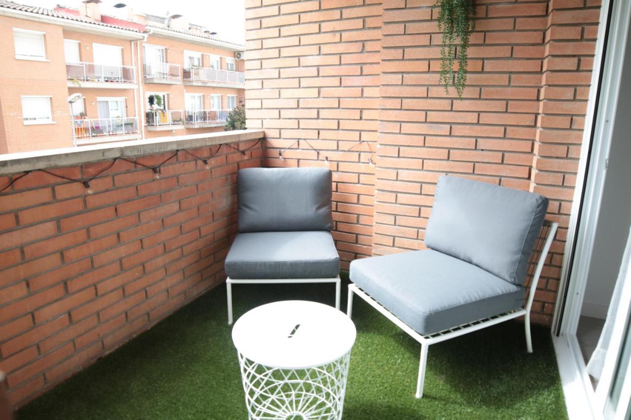 Modern Apartament Al Costat Del Parc De La Devesa Girona Luaran gambar